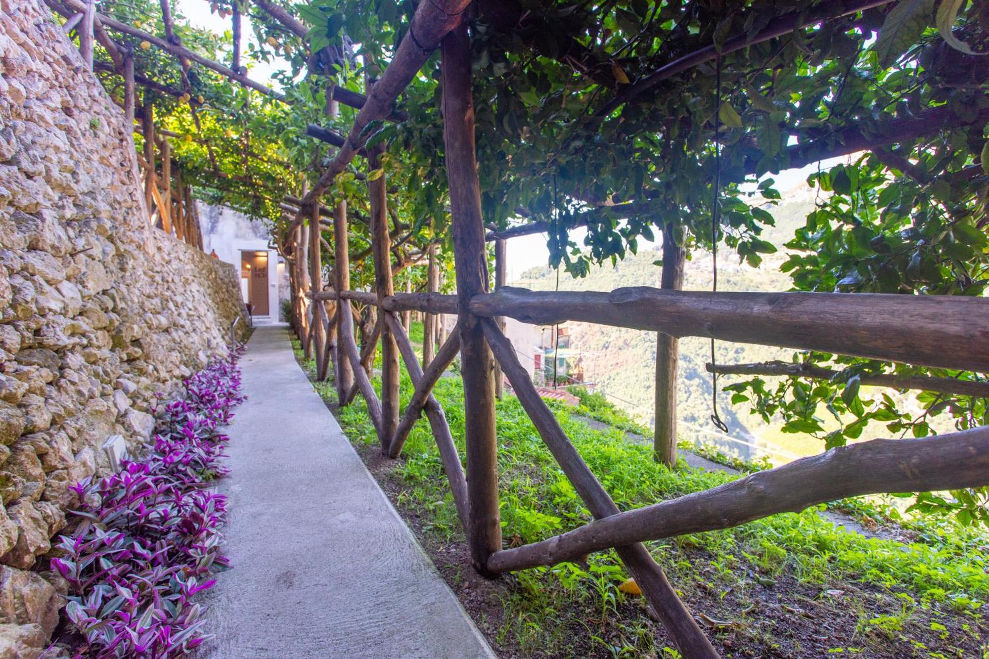 Poggio Angelarosa: Lemon Garden Stay&Relax Scala Exterior foto